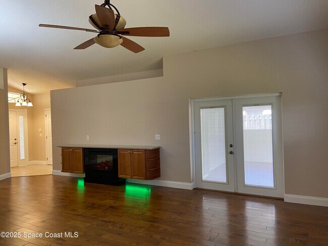 Building Photo - 1847 Abbeyridge Dr