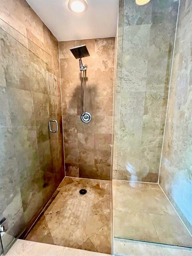 Building Photo - 300 S Biscayne Blvd