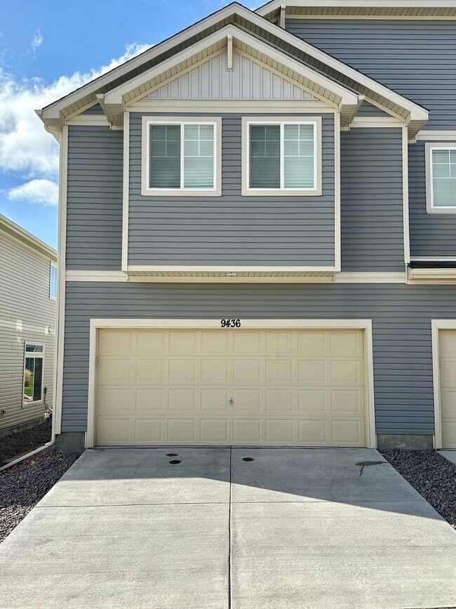 Building Photo - GORGEOUS HOME IN HIGHLY DESIRABLE BANNING LEWIS RANCH - Security Deposit Waiver Available