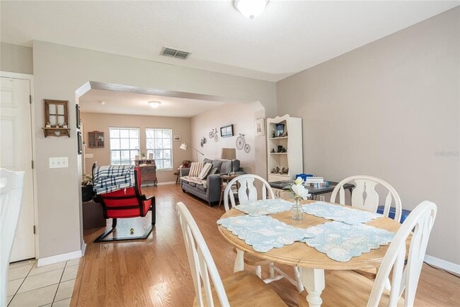 Building Photo - 133 Sawtooth Dr