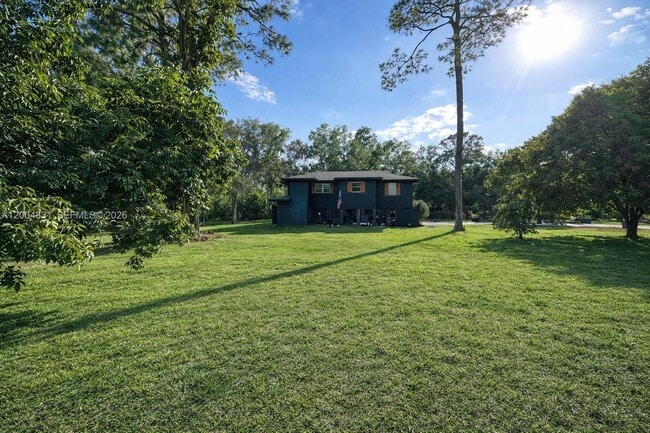 Building Photo - 16932 Calder Dr W