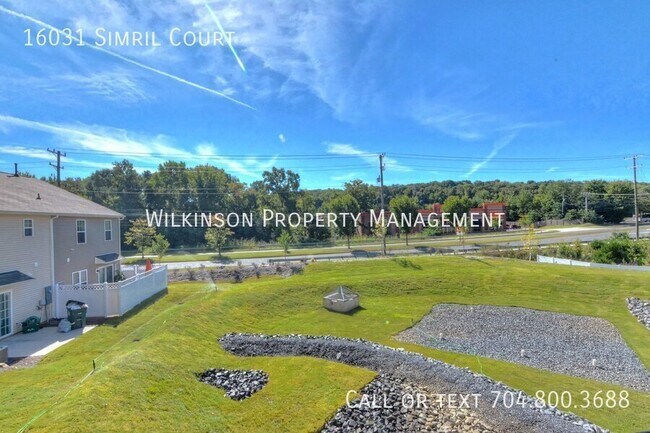 Building Photo - 16031 Simril Ct