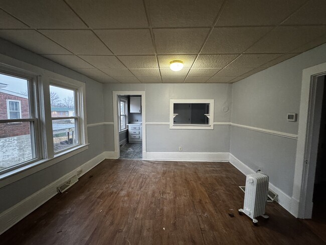 Building Photo - 401 Eagle School Rd