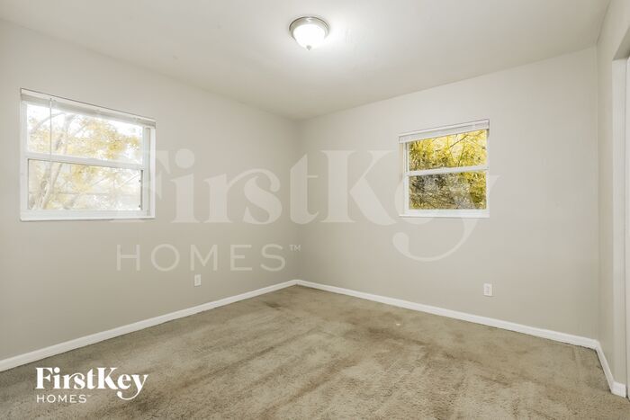 Building Photo - 1025 Sunrise Ct