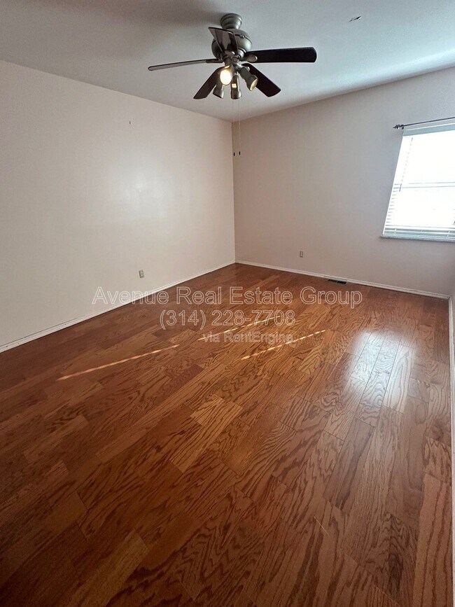 Building Photo - 10361 Corbeil Dr