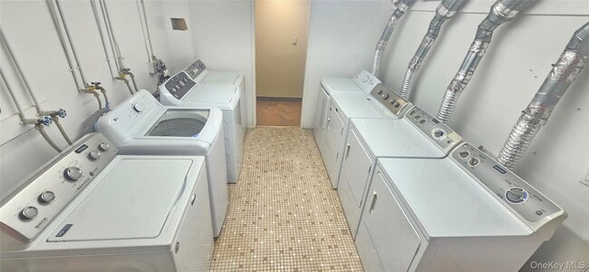 Building Photo - 23-45-45 Corporal Kennedy St