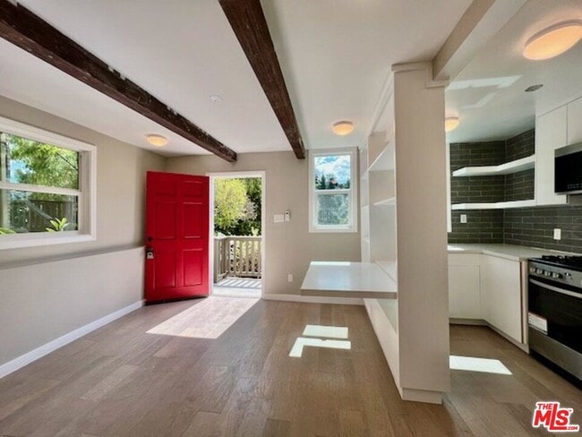 Building Photo - 1920 Preston Ave