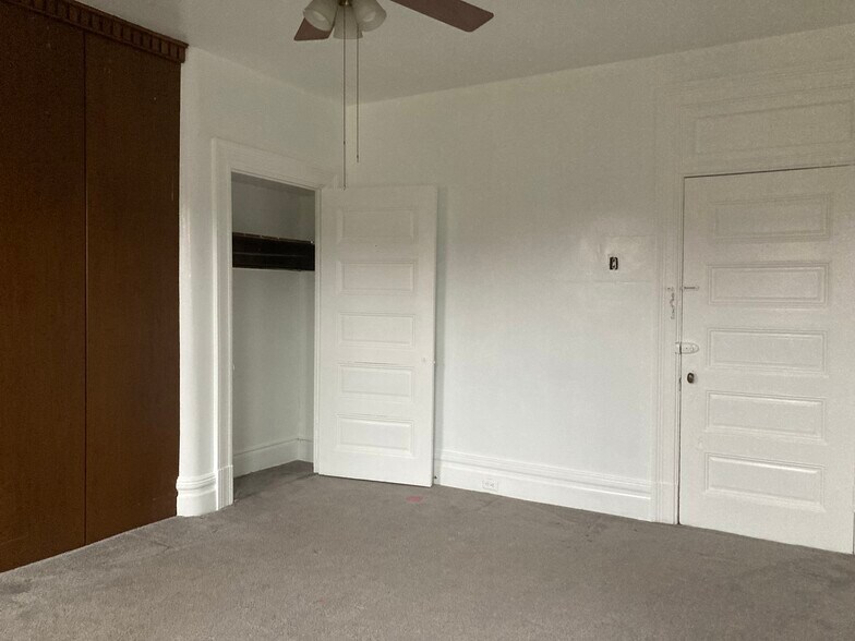 Building Photo - 5120 Friendship Ave