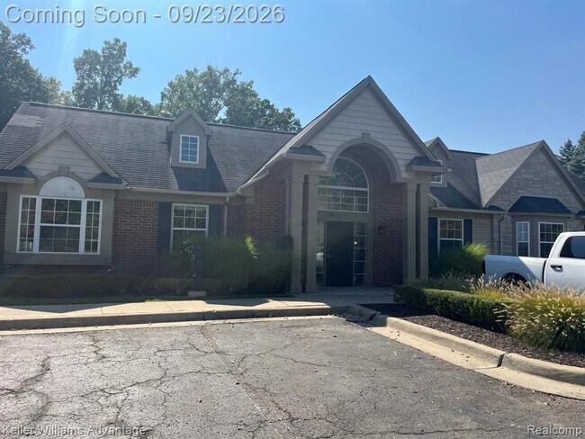 Building Photo - 47655 Pembroke Dr