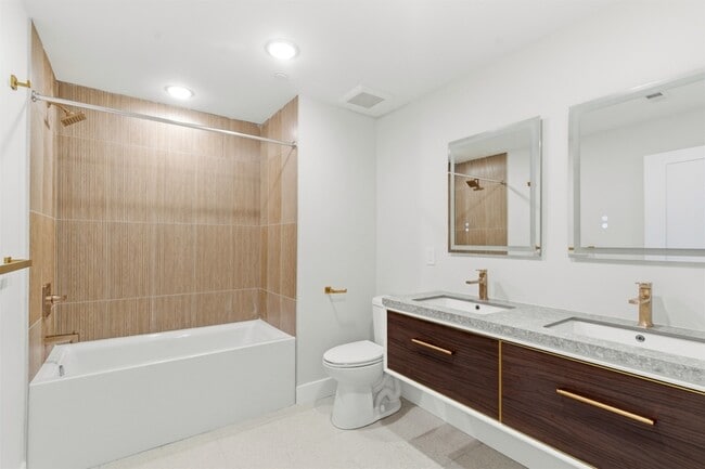 Building Photo - 5137 Master St