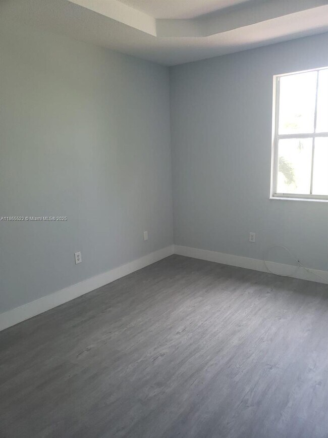 Building Photo - 8478 SW 166th Pl