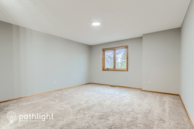 Building Photo - 1606 Geske Rd, Chaska, MN, 55318
