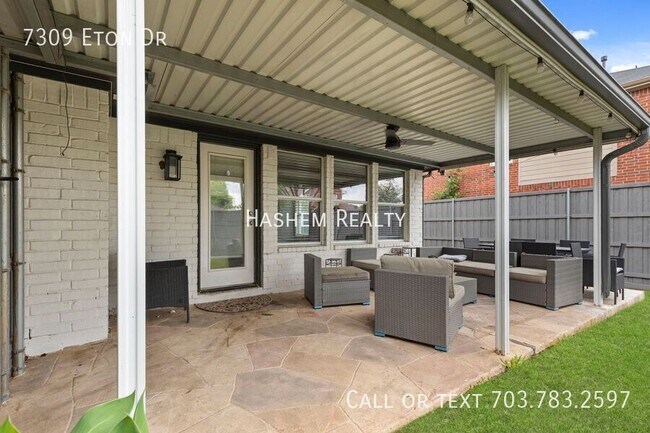 Building Photo - 7309 Eton Dr