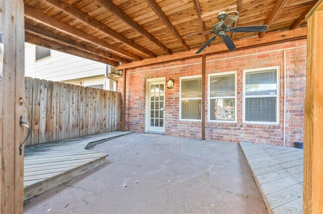 Building Photo - 14341 Misty Meadow Ln