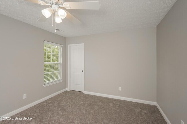 Building Photo - 6100 Port Antonio Rd