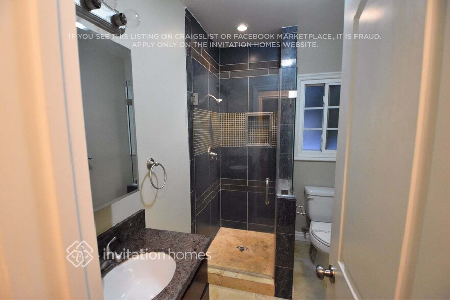 Building Photo - 7800 Radford Ave