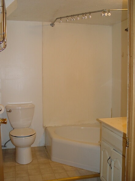 Building Photo - 1134 2nd Street
