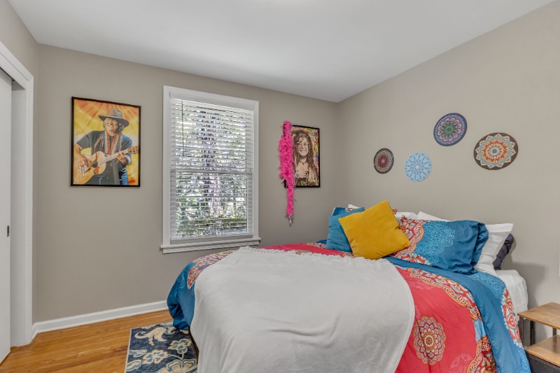 Building Photo - 232 Bermuda Dr