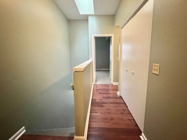 Building Photo - 1515-1519 S 39th