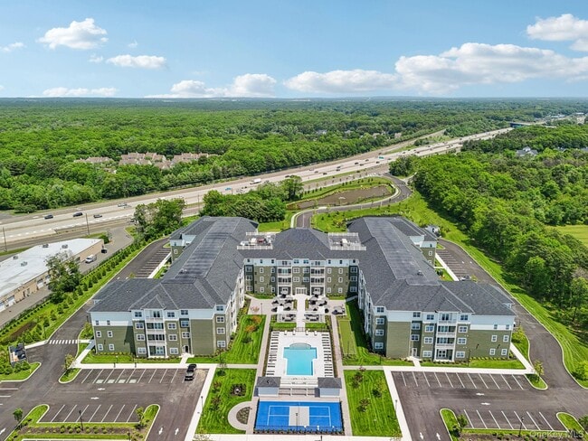 Building Photo - 4180 Sunrise Hwy