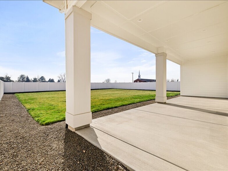 Building Photo - 1523 W Switchgrass Ct