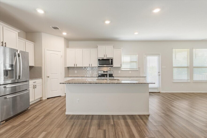 Building Photo - 6317 Elephant Butte