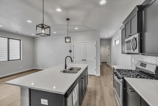 Building Photo - Effortless Elegance: Discover Your Ideal 2 Bedroom, 2 Bath Sanctuary