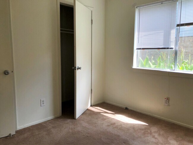 Building Photo - 3511CU