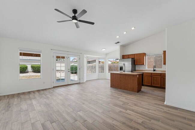 Building Photo - 7842 W Boca Raton Rd