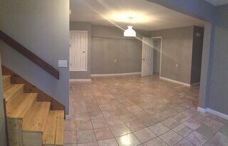 Building Photo - 1886 Lodgepole Dr