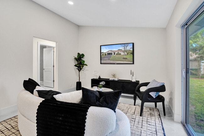 Building Photo - 2881 NW 98th Way