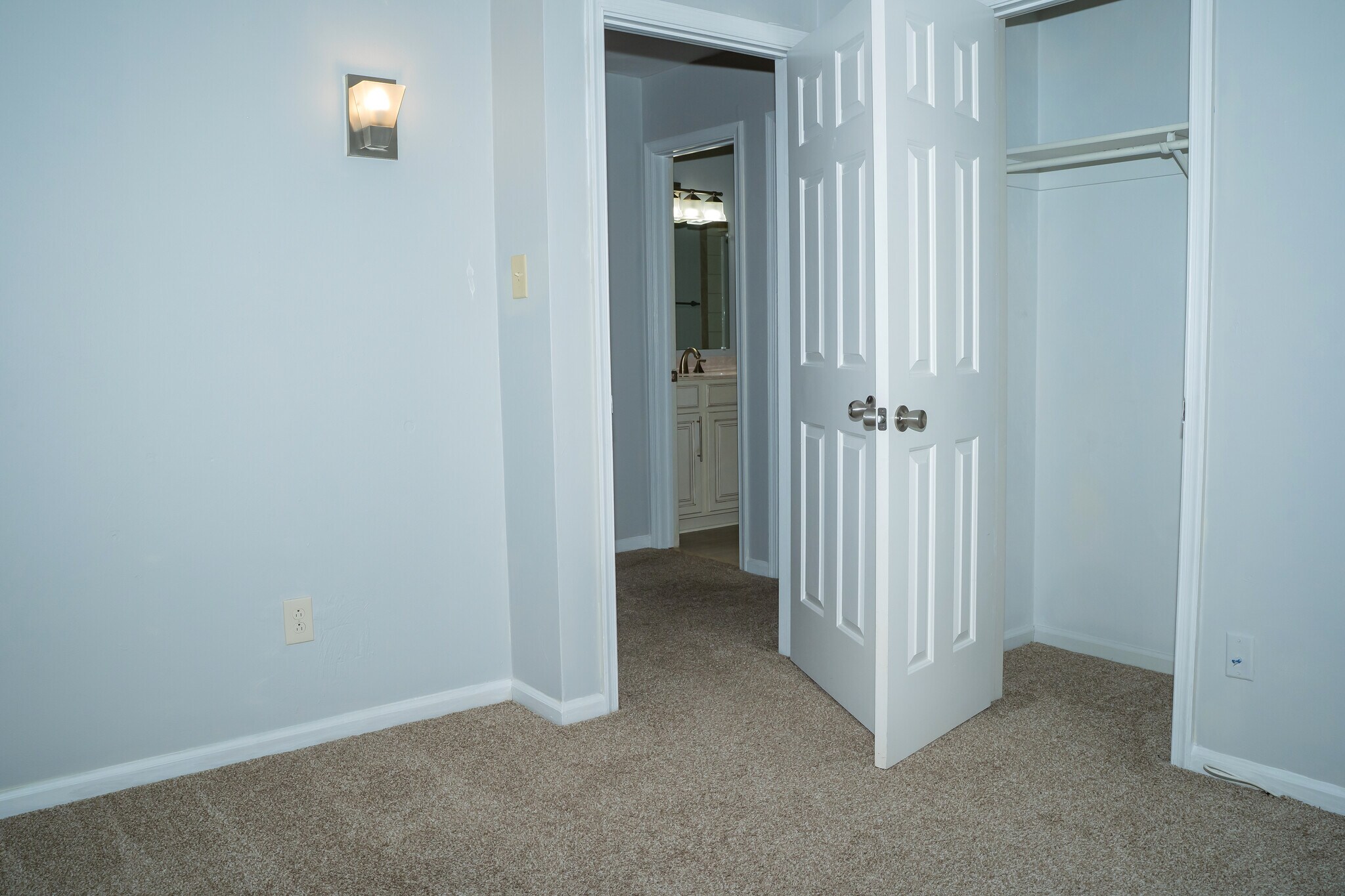 Building Photo - 1026 Tottenham Ln