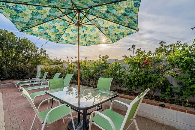 Building Photo - 2534 N 87th Way