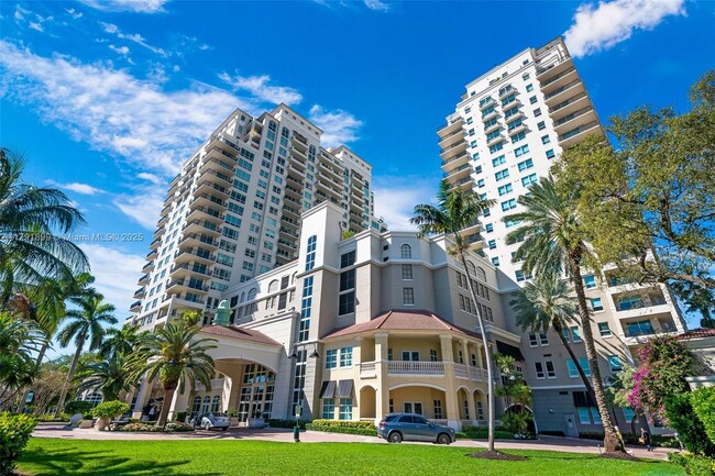 Building Photo - 610 W Las Olas Blvd