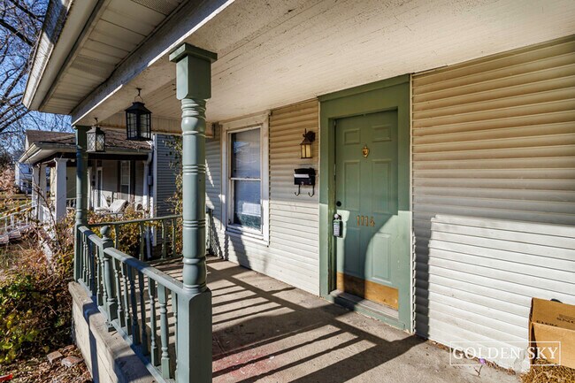 Building Photo - 1114 Mourer St