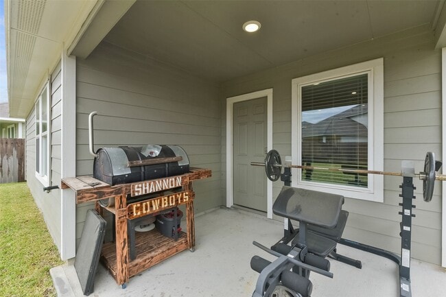 Building Photo - 14417 Gray Rocks Rd