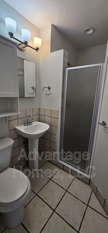 Building Photo - 4523 Wyoming St