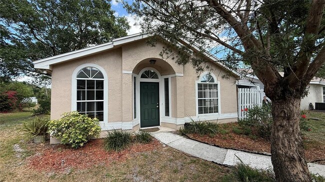 Building Photo - 310 Sunvista Ct