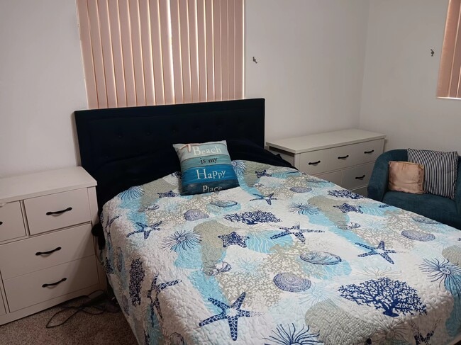 Building Photo - 34 Kathy Dr