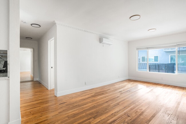 Building Photo - 1211 Detroit N St