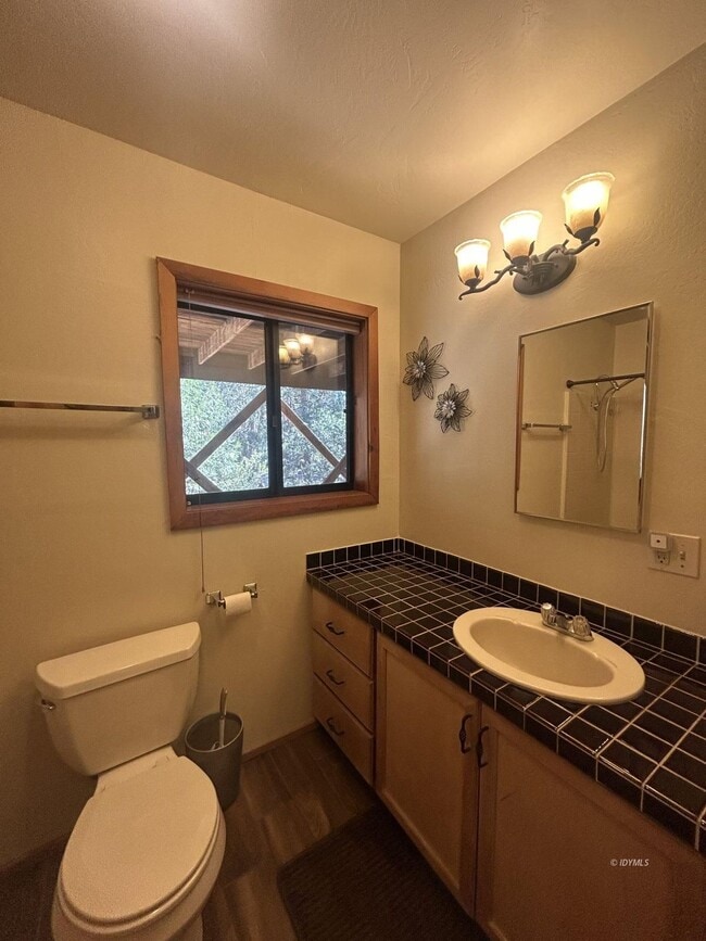 Building Photo - Solar 3 Bd/ 2 Ba. Single-Family Home Rental