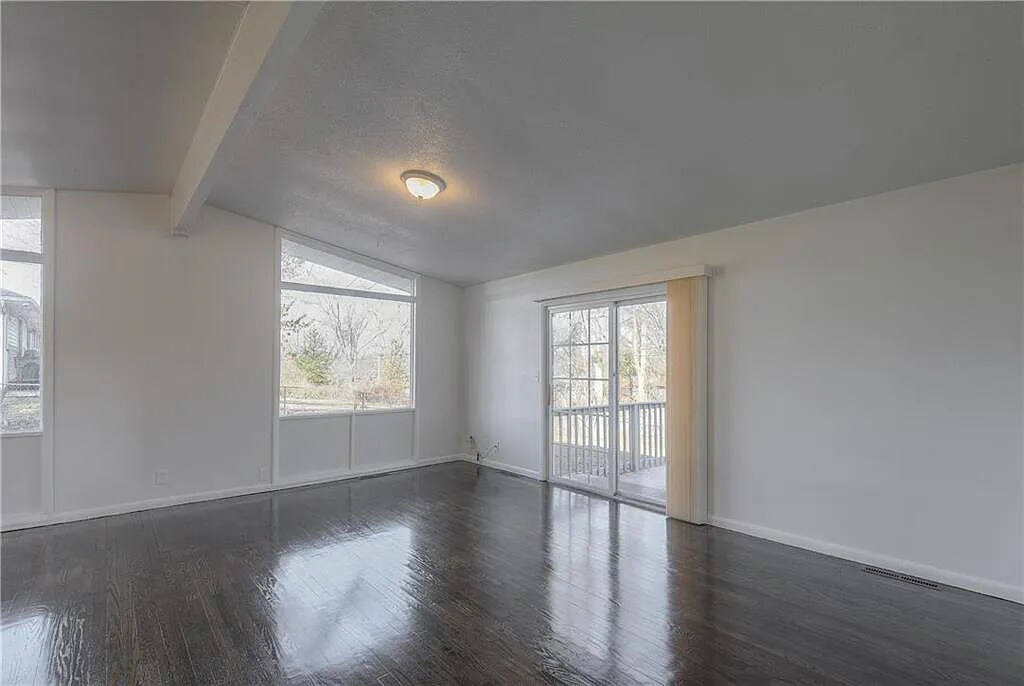 Building Photo - 6306 Fairlane Dr