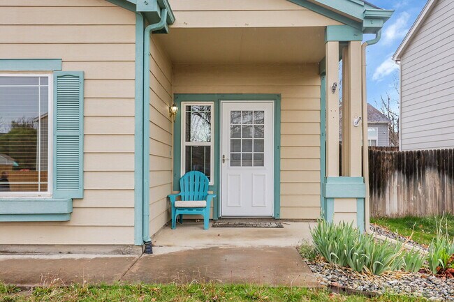 Building Photo - $2,100.00 - 3 Beds, 2 Baths, Single Family...