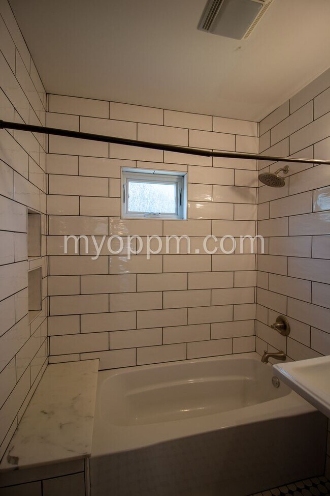 Building Photo - 4202 Barker Ave