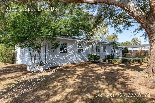 Building Photo - 2900 Leslee Lake Dr N