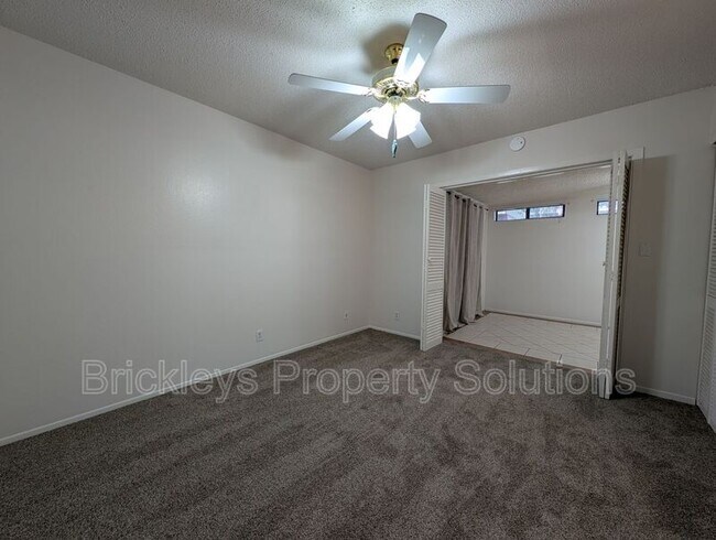 Building Photo - 6721 E McDowell Rd