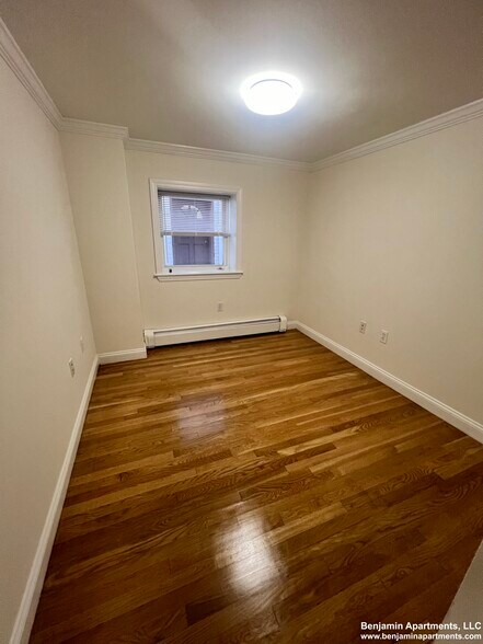 Building Photo - 1531 Beacon St