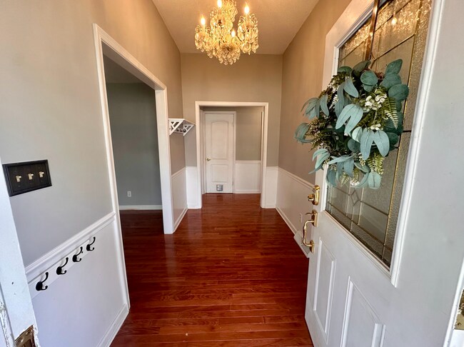 Building Photo - Beautiful 3-bedroom, 2.5-bath home in Clemmons