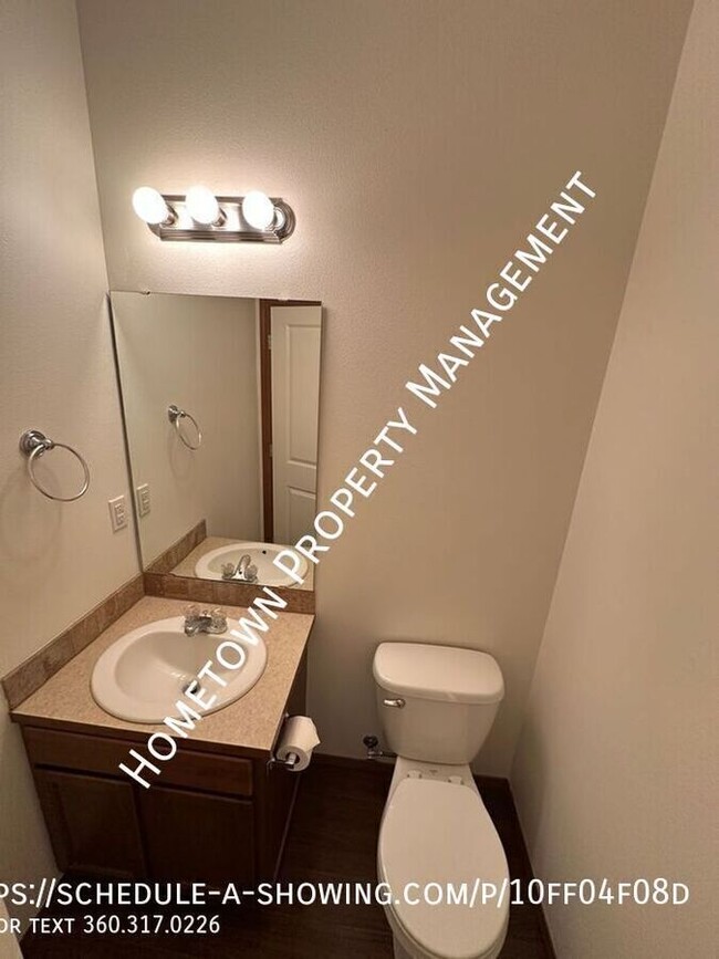 Building Photo - 520 Yauger Way NW