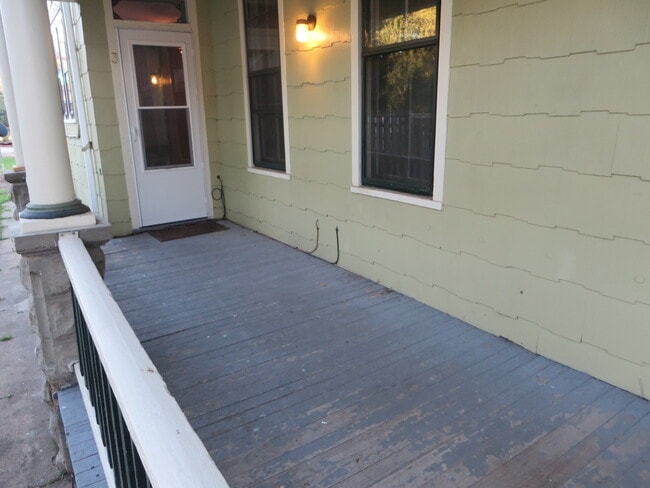 Building Photo - 1125 Wilt St